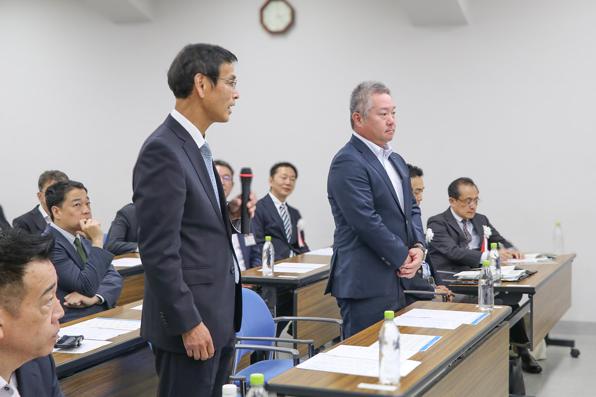 参画企業代表者、協力研究員より挨拶